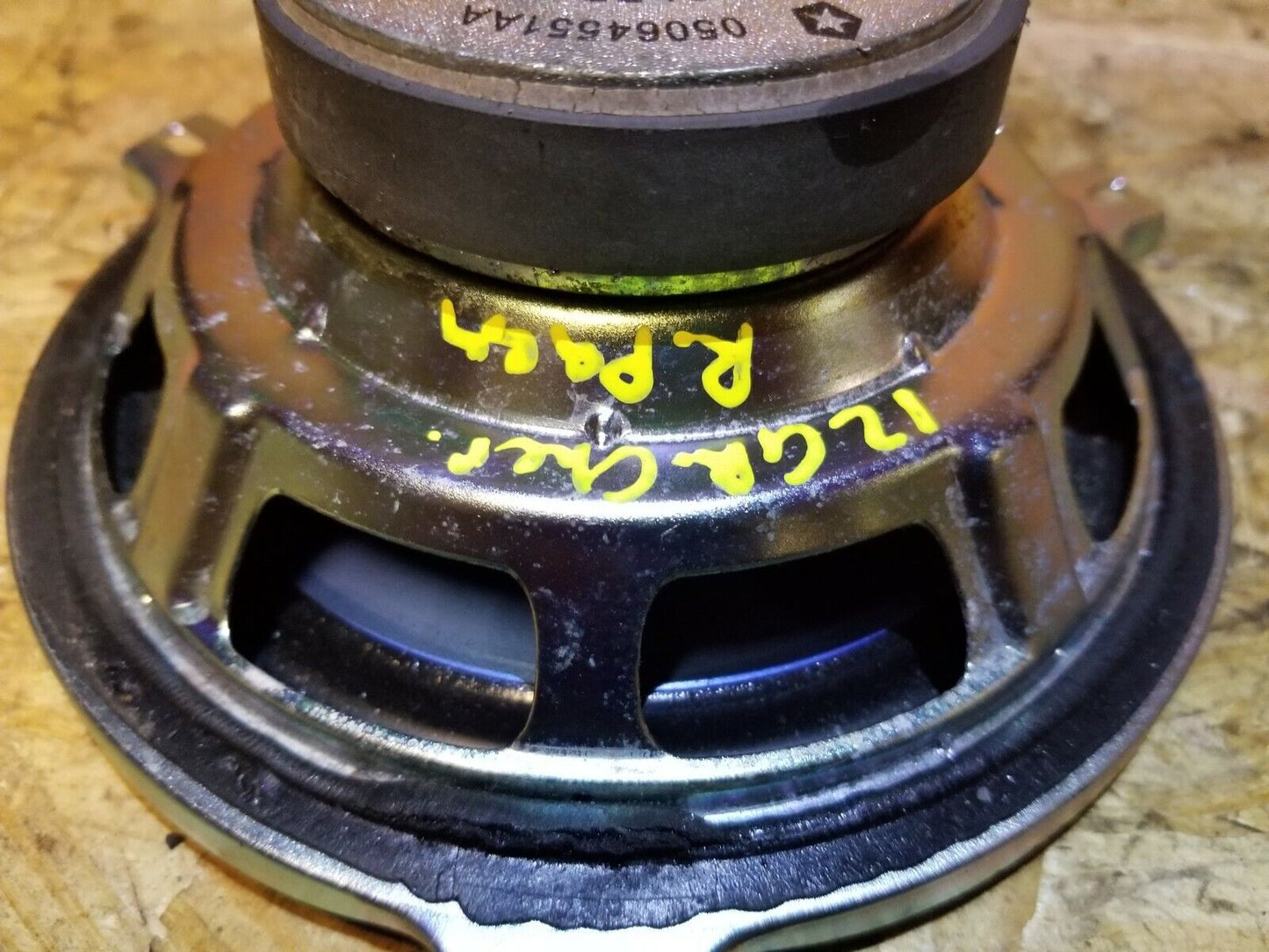 11 12 13 Jeep Grand Cherokee Rear Right Passenger Side Door Audio Speaker OEM