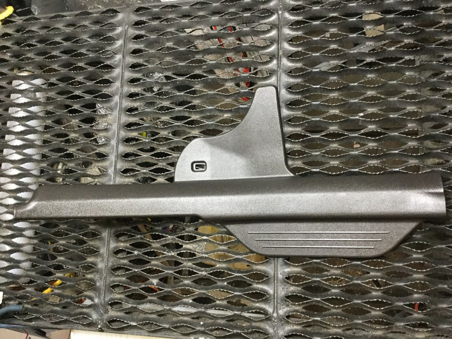 11 12 13 14 Hyundai Sonata Rear Right Pass Interior Sill Scuff Plate OEM