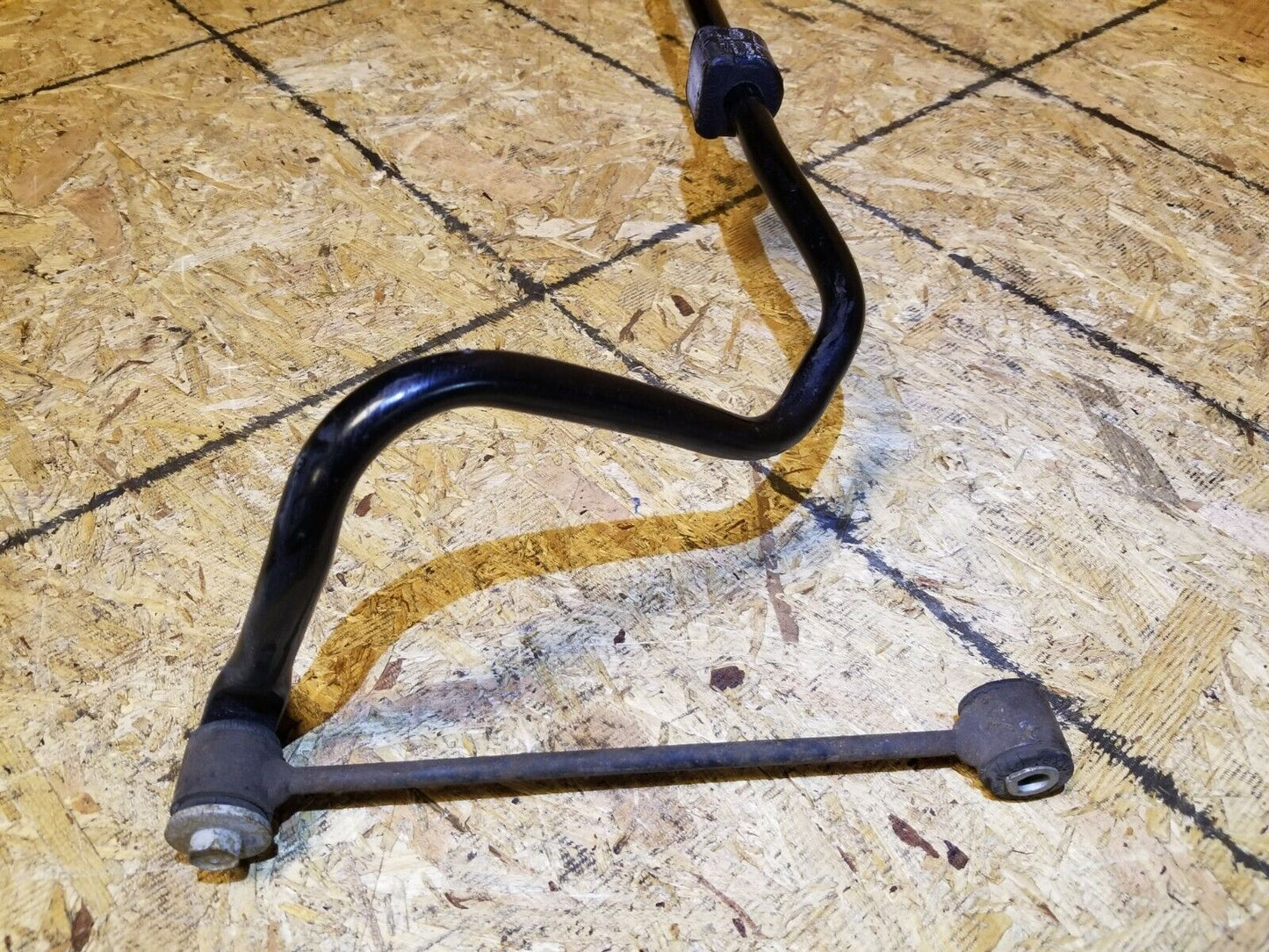 12 13 14 15 16 17 Chrysler 300 3.6l RWD Rear Sway Stabilizer W/ Link OEM 43k