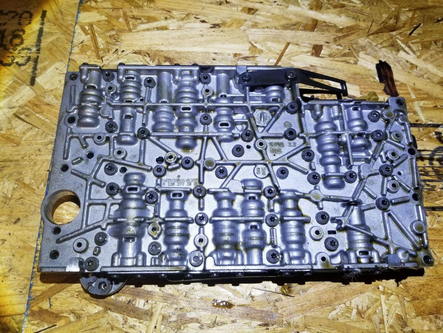 03 04 05 06 Mercedes CL500 7g Tronic Transmission Valve Body 2202770801 OEM