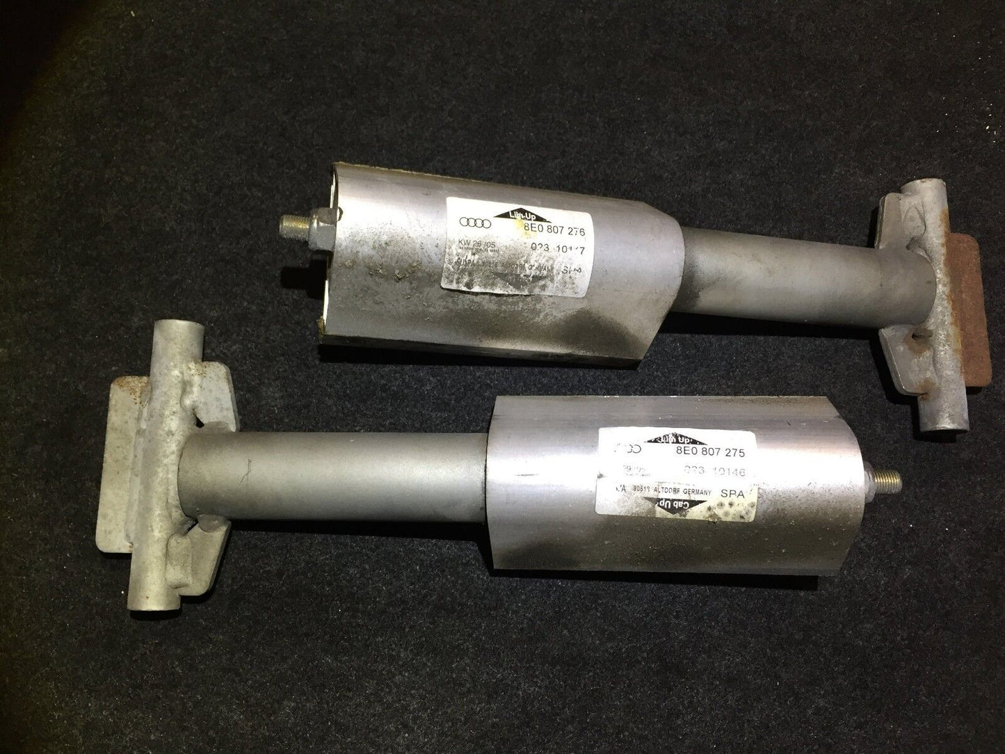 02 03 04 05 06 Audi A4 B6 Convertible Rear Bumper Shock Absorber Bar Pair OEM