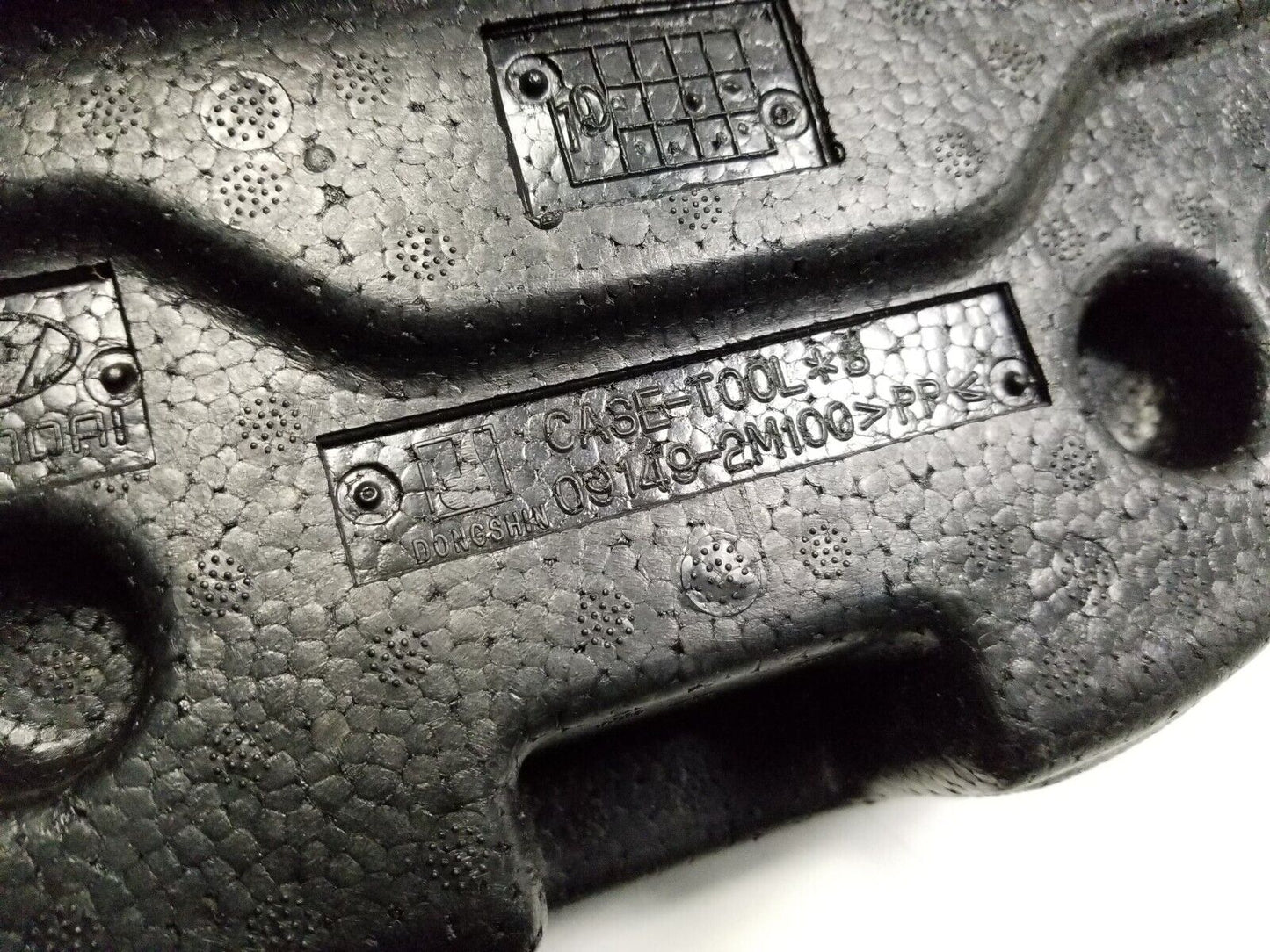 2013 - 2016 Hyundai Genesis Spare Tire Foam W/ Wrench OEM