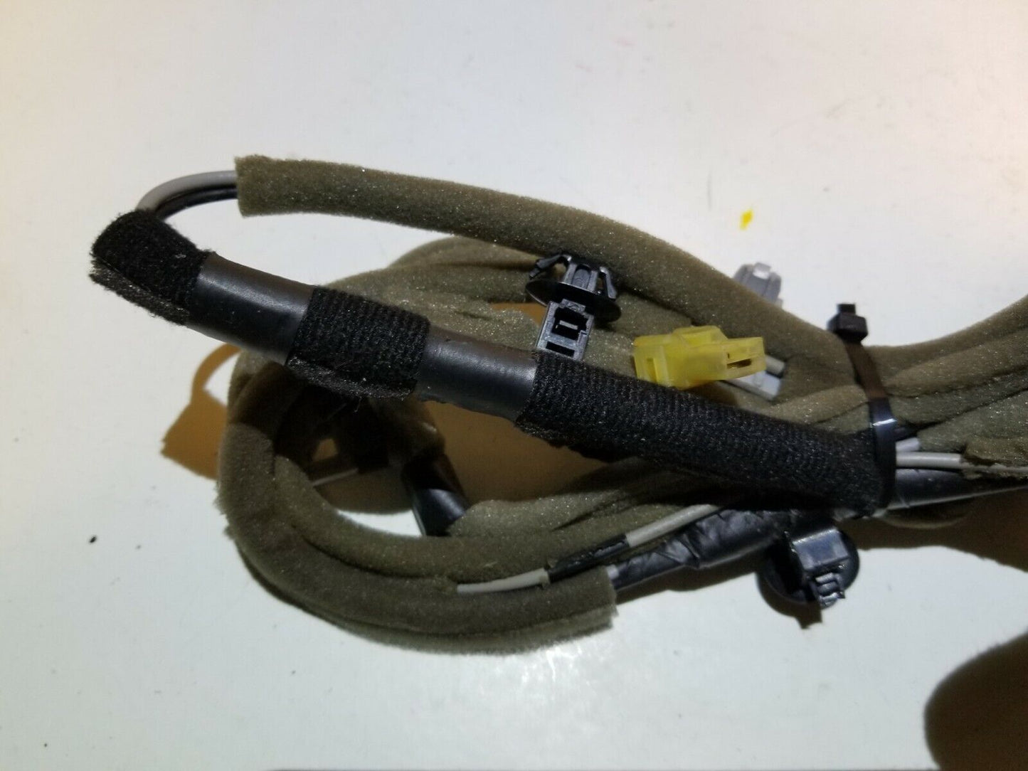 2017 2018 Hyundai Elantra Antenna Wire Feeder Harness W/ Amp 96230-f2100 OEM 22k