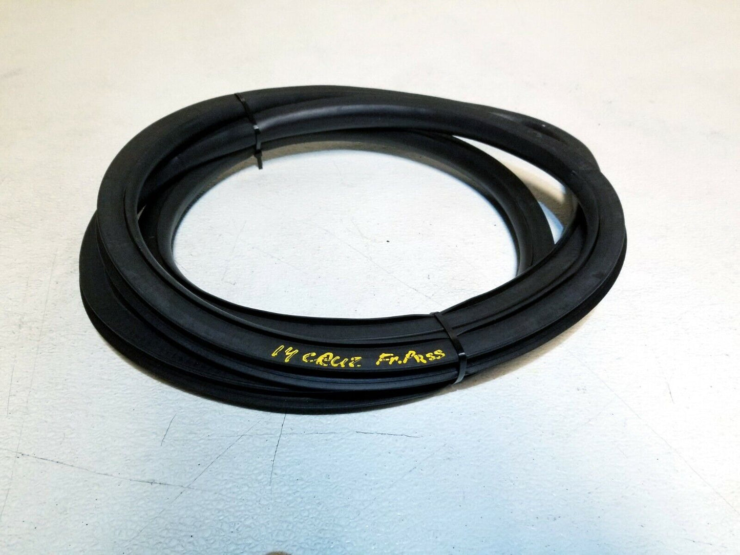 11 12 13 14 15 Chevy Cruze Front Right Pass Door Weatherstrip Seal OEM 23k