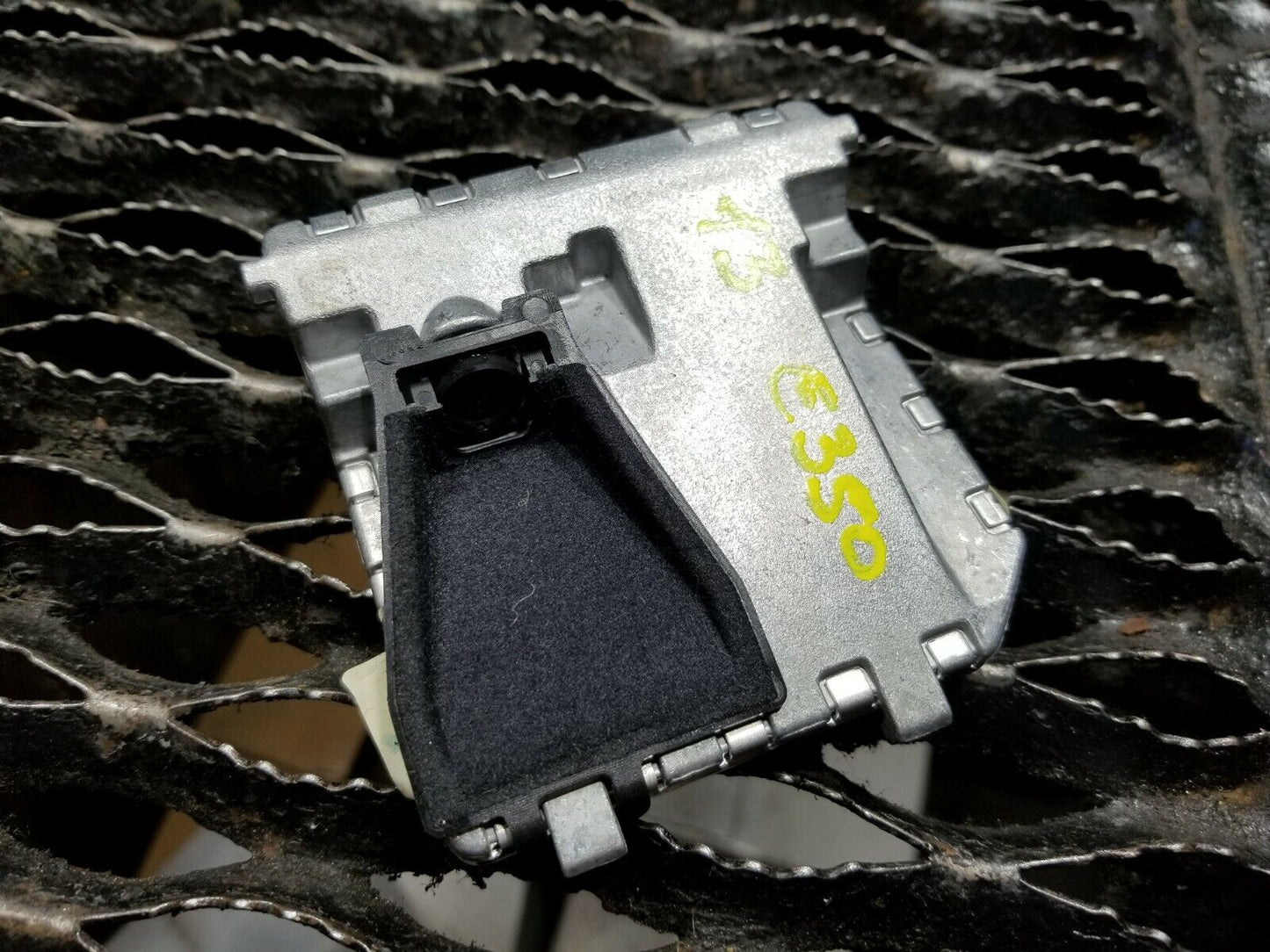 10 11 12 13 Mercedes W212 E350 Front Windshield Lane Assist Camera OEM 39k