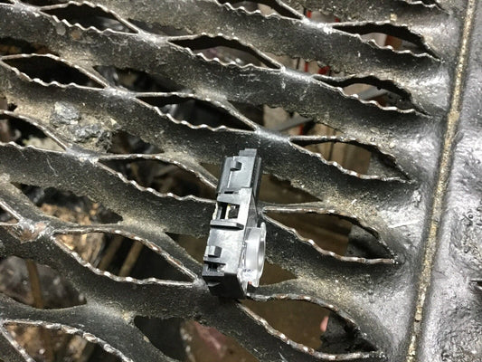 15 16 17 Chrysler 200 Led Light, Floor Center Console Bin OEM