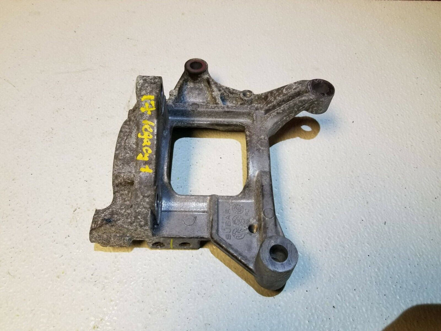 16 17 Subaru Legacy 2.5l A/c Compressor Mounting Bracket OEM 10k Miles