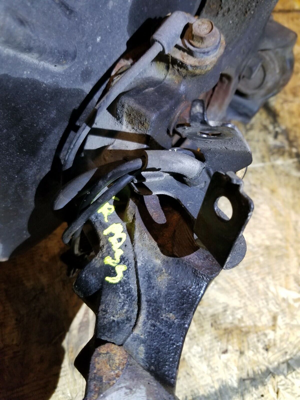 11 12 13 14 Dodge Avenger Front Right Pass Side Spindle Knuckle OEM