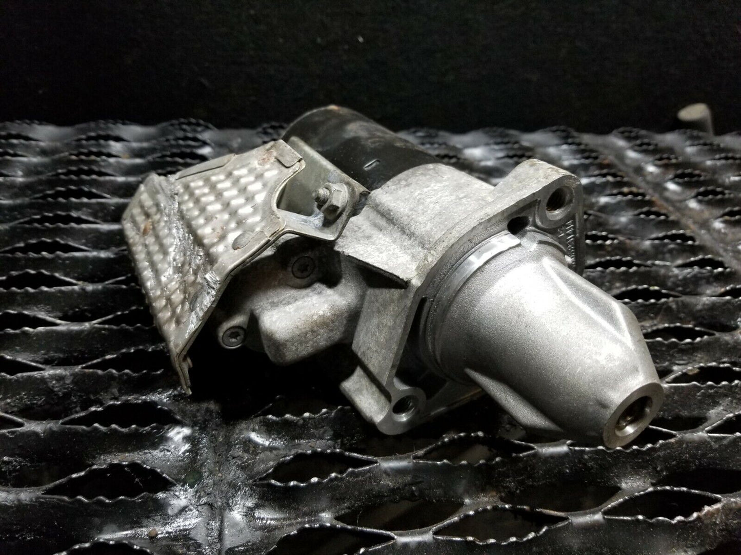 07 08 09 10 Mercedes-benz R350 Starter Motor OEM