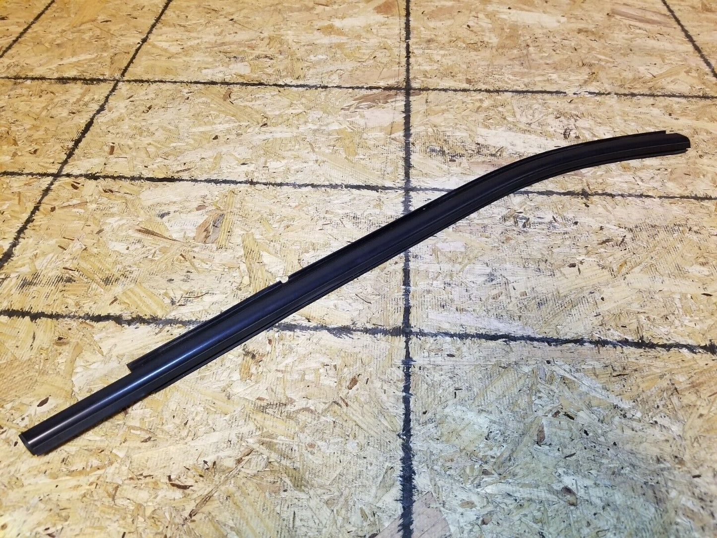 11 12 13 14 Dodge Avenger Rear Right Pass Side Door Window Belt Seal Molding OEM