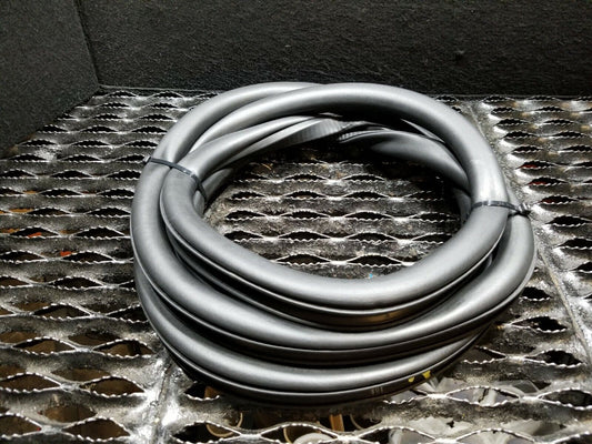 14 15 16 17 Jeep Cherokee Rear Door Weatherstrip Seal Passenger Side Right OEM