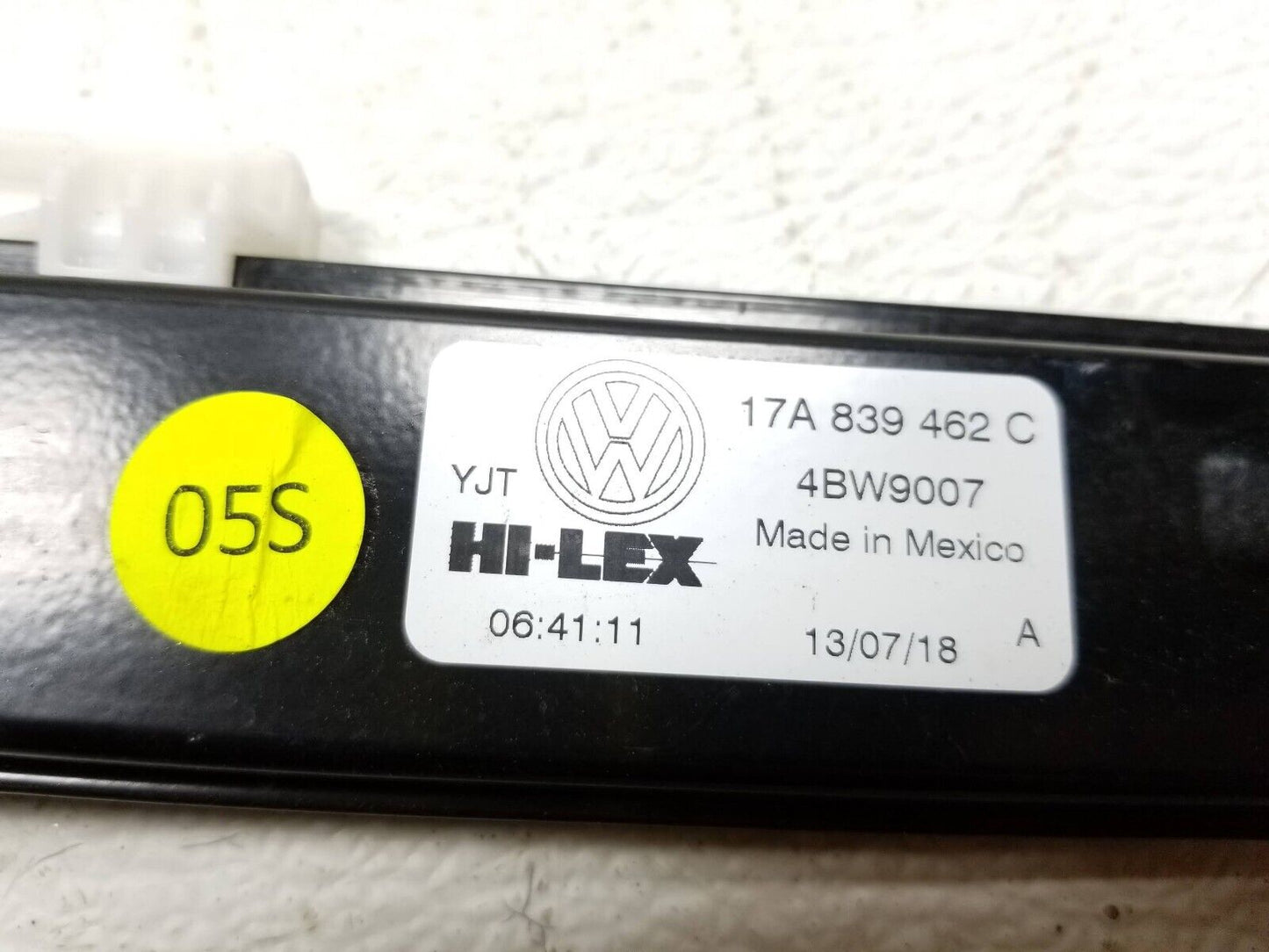19 20 21 Volkswagen Jetta Rear Right Passenger Side Window Regulator OEM
