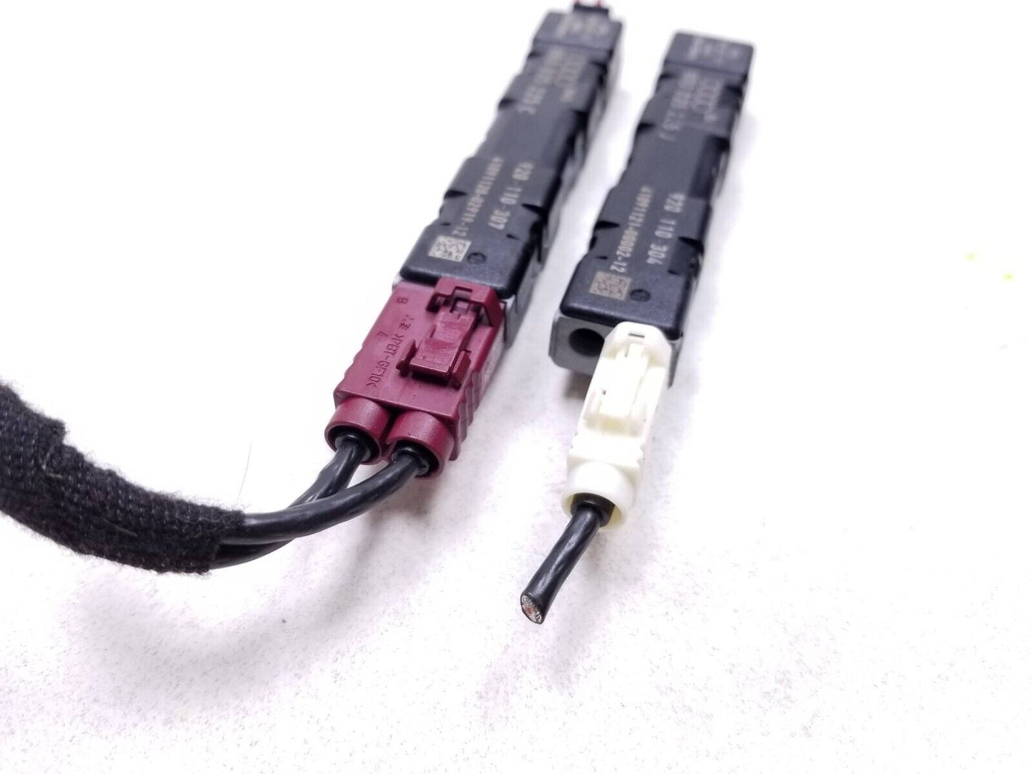 2009-2017 Audi Q5 Upper Antenna Booster 2pcs OEM