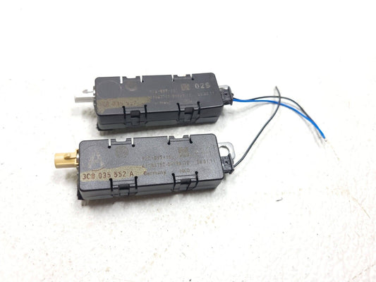 09 10 11 12 Volkswagen Cc Radio Antenna Booster Amplifier Pair OEM