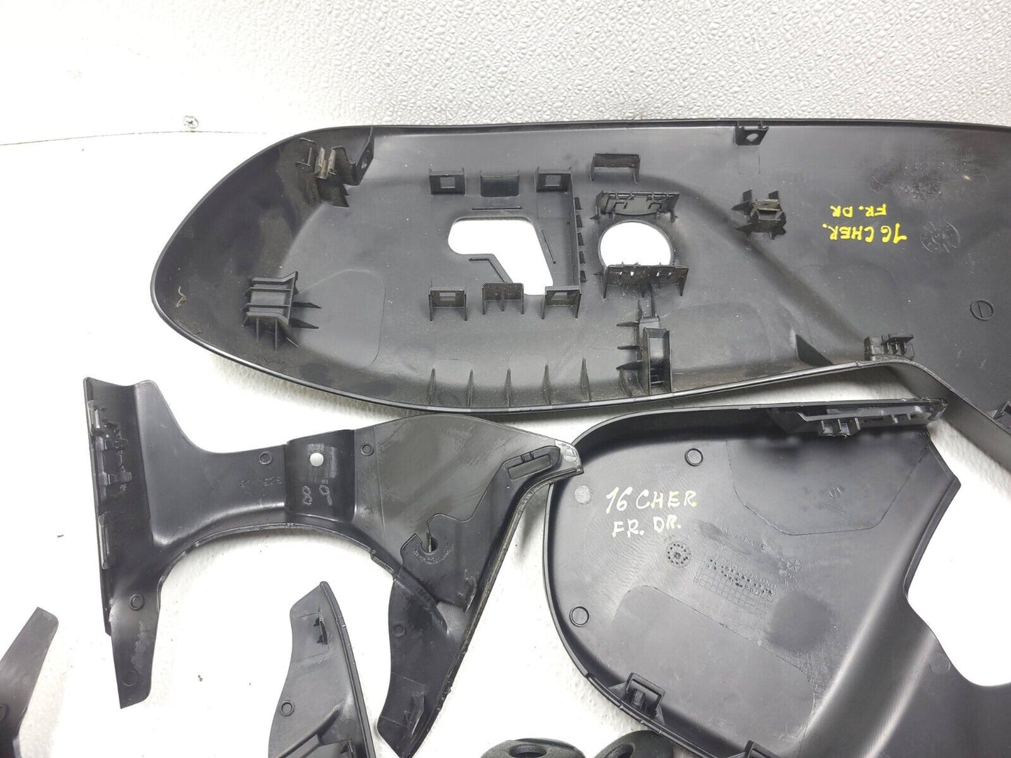 14 15 16 17 18 Jeep Cherokee Front Seat Trim Driver Left OEM
