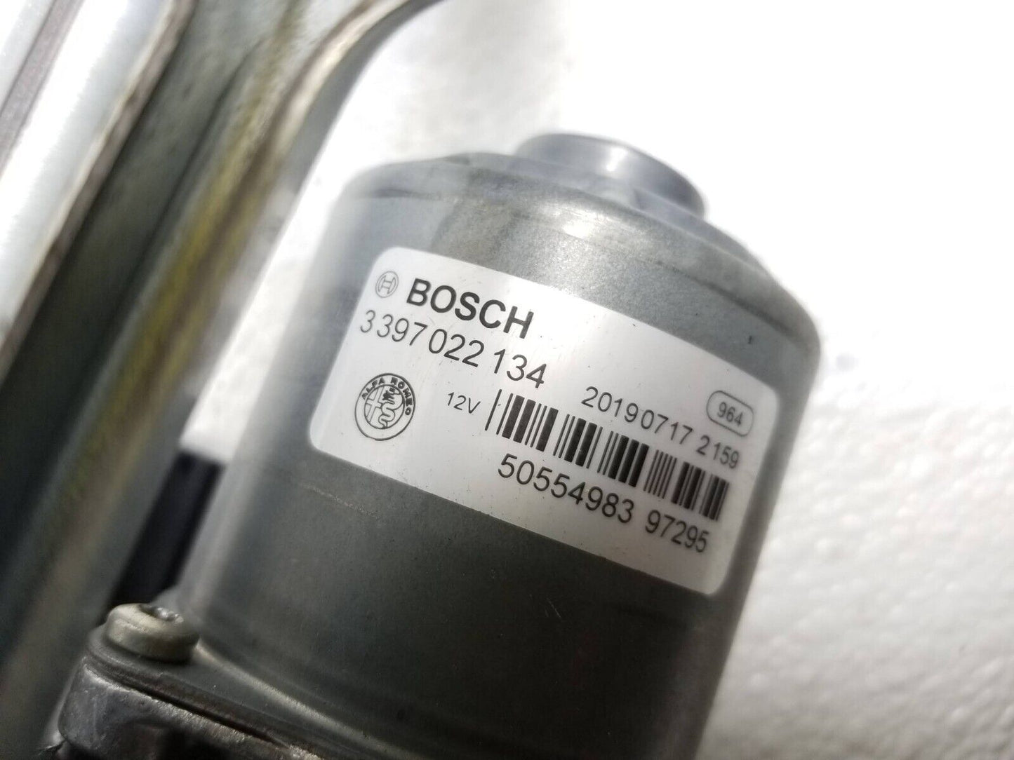 17 18 19 Alfa Romeo Giulia Windshield Wiper Motor & Transmission OEM 21k