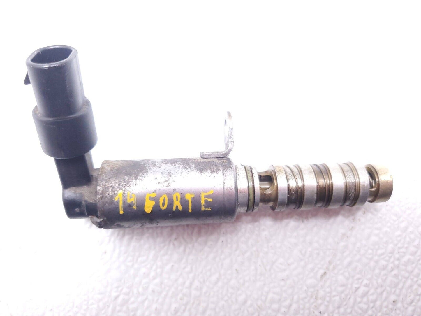 14 15 16 Kia Forte 2.0l Variable Valve Timing Vvt Solenoid OEM 73k Miles