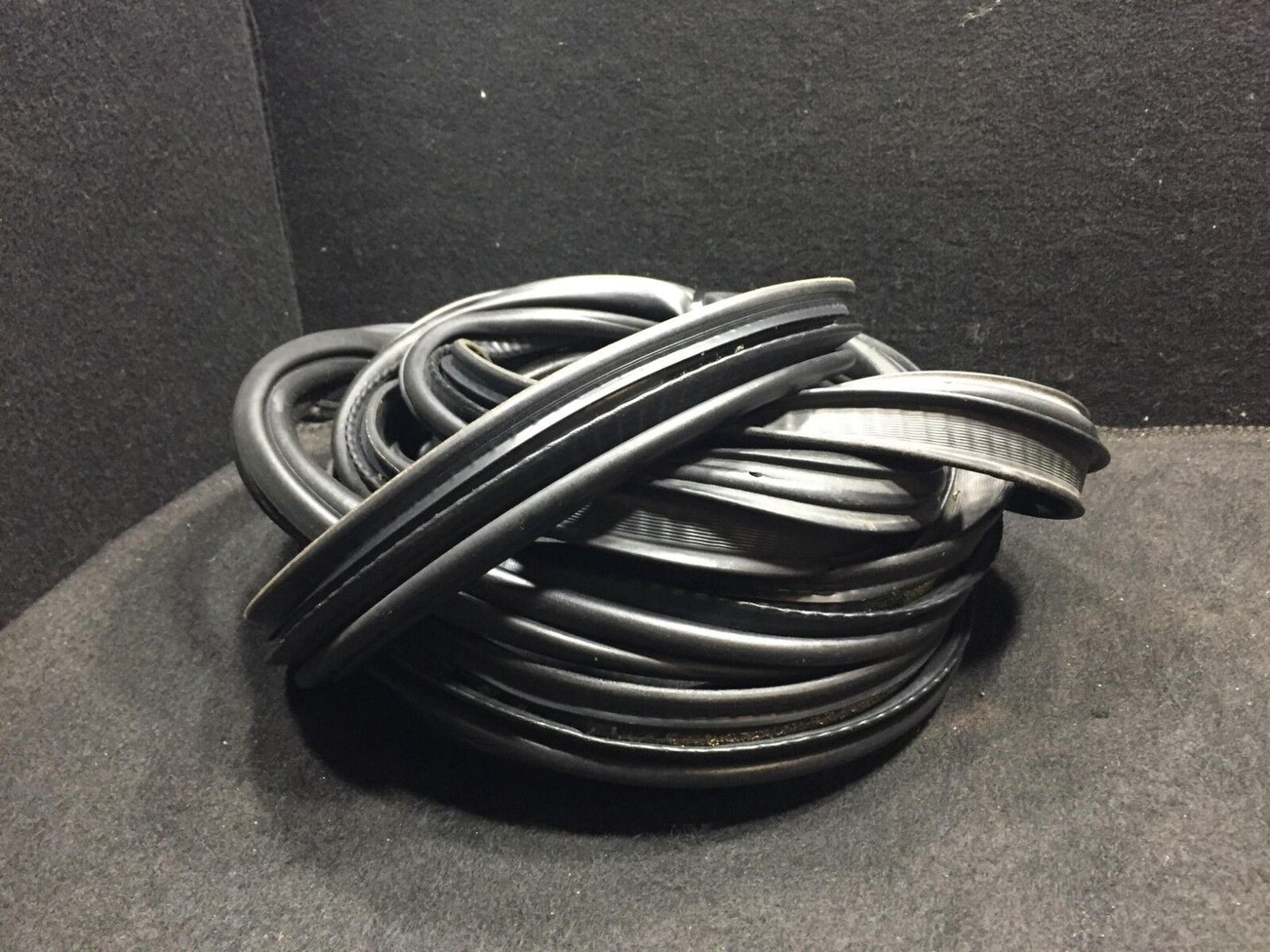 10 11 12 13 Chevrolet Equinox Rear Trunk Weater Stirp Seal OEM