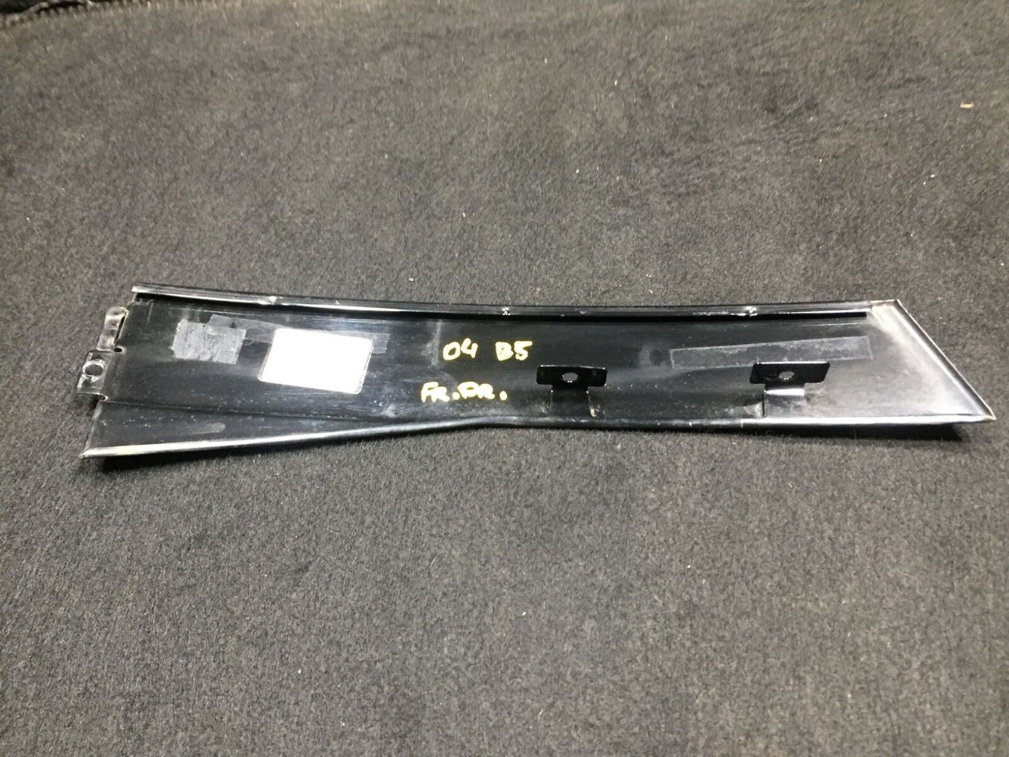 02-05 VW Passat Sedan Front Left Driver Exterior Door Pillar B Trim OEM D23
