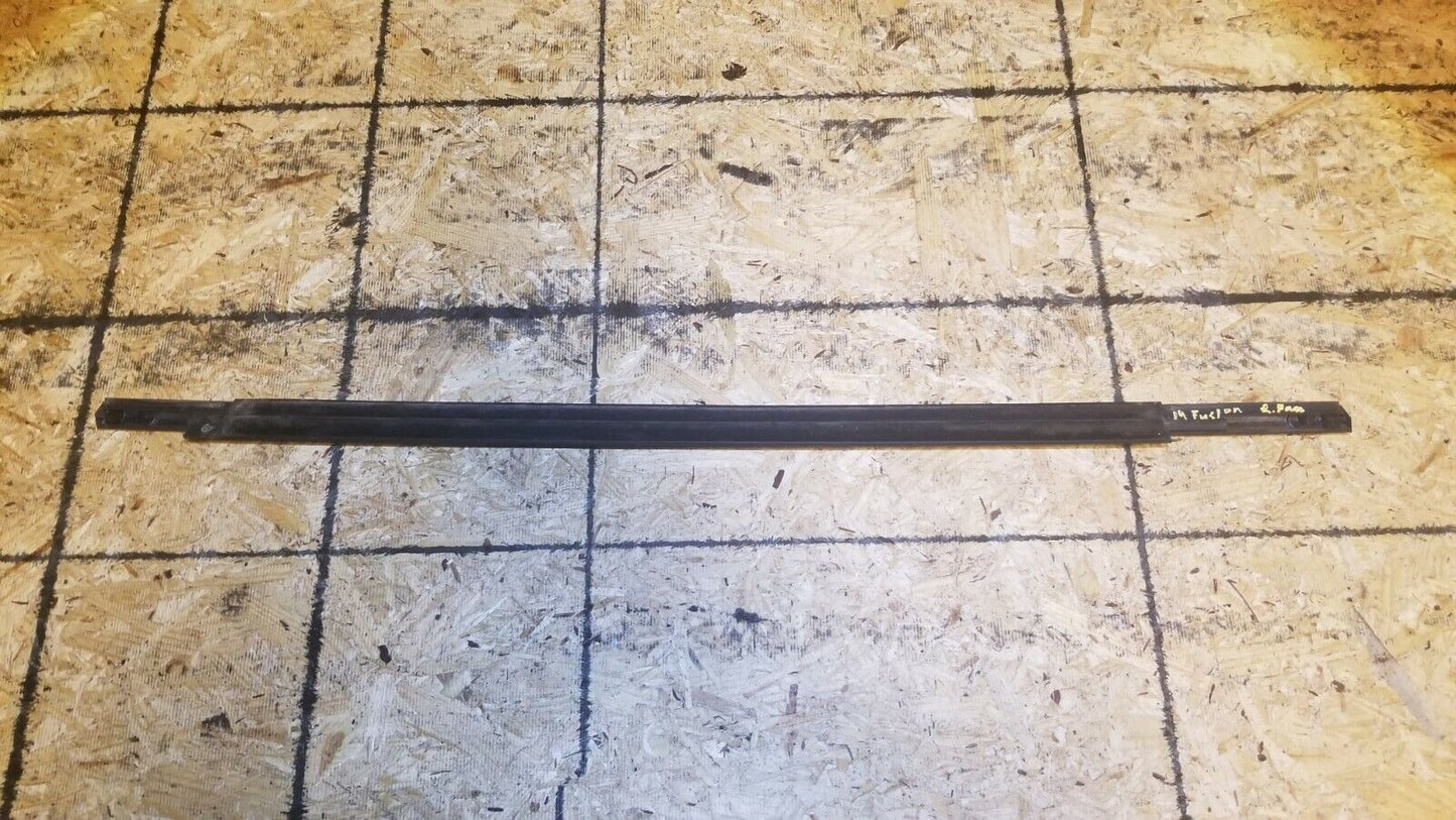 14 15 16 Ford Fusion Rear Right Pass Side Door Window Seal Belt Molding OEM