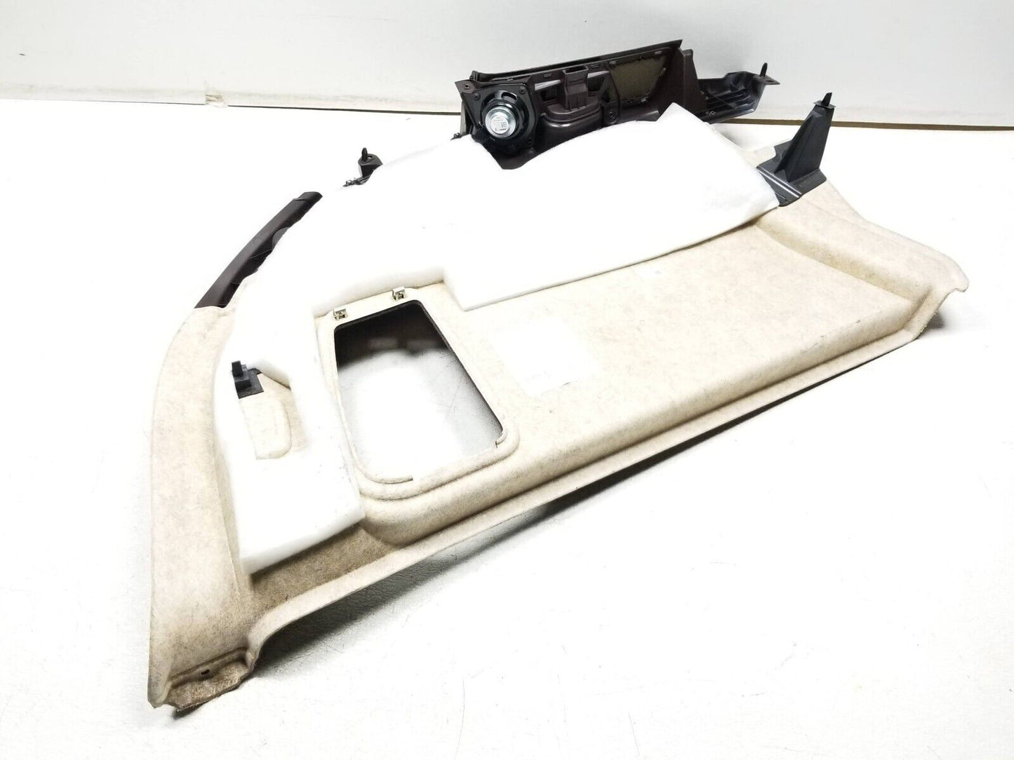 2011 - 2014 Porsche Cayenne Right Pass Side Trunk Quarter Panel Cover Trim OEM
