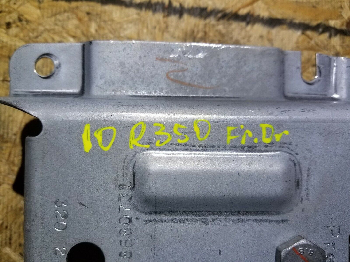 07 08 09 10 Mercedes-benz R350 Front Left Driver Seat Belt Retractor OEM