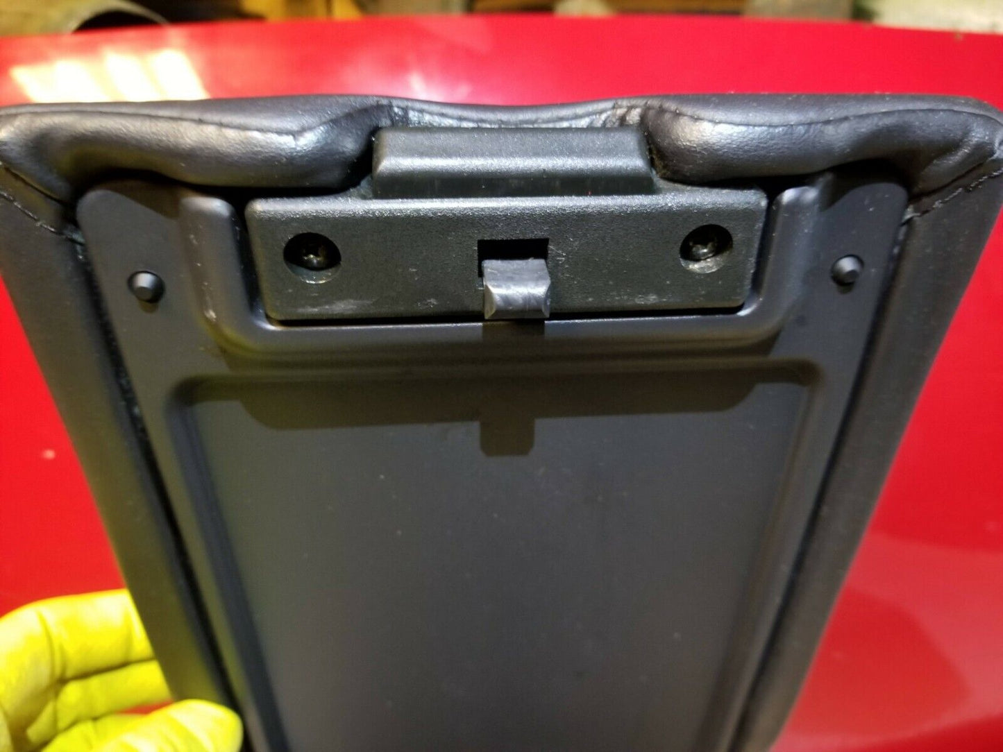 06 07 08 Infiniti Fx35 Rear Seat Armrest Arm Rest OEM