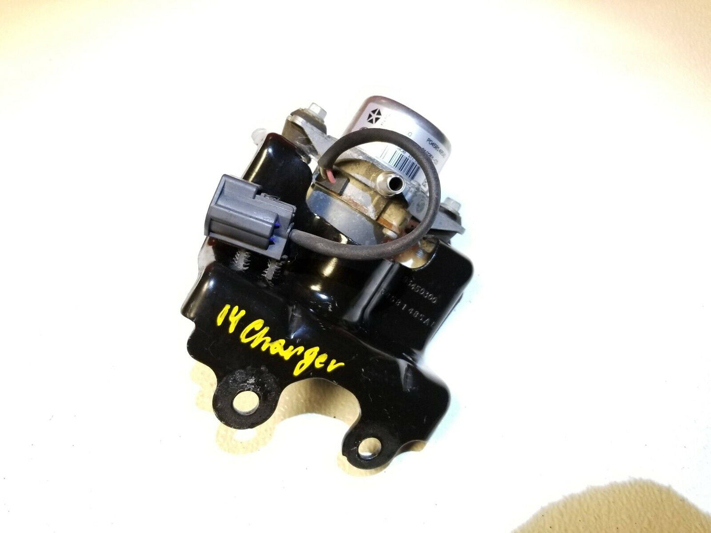 11 12 13 14 Dodge Charger 3.6l Brake Vacuum Pump OEM 92k