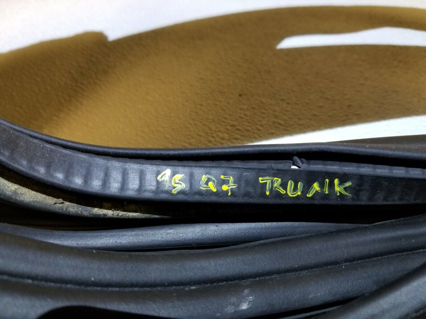11 12 13 14 15  Audi Q7 Rear Trunk Weatherstrip Seal OEM 87k Miles