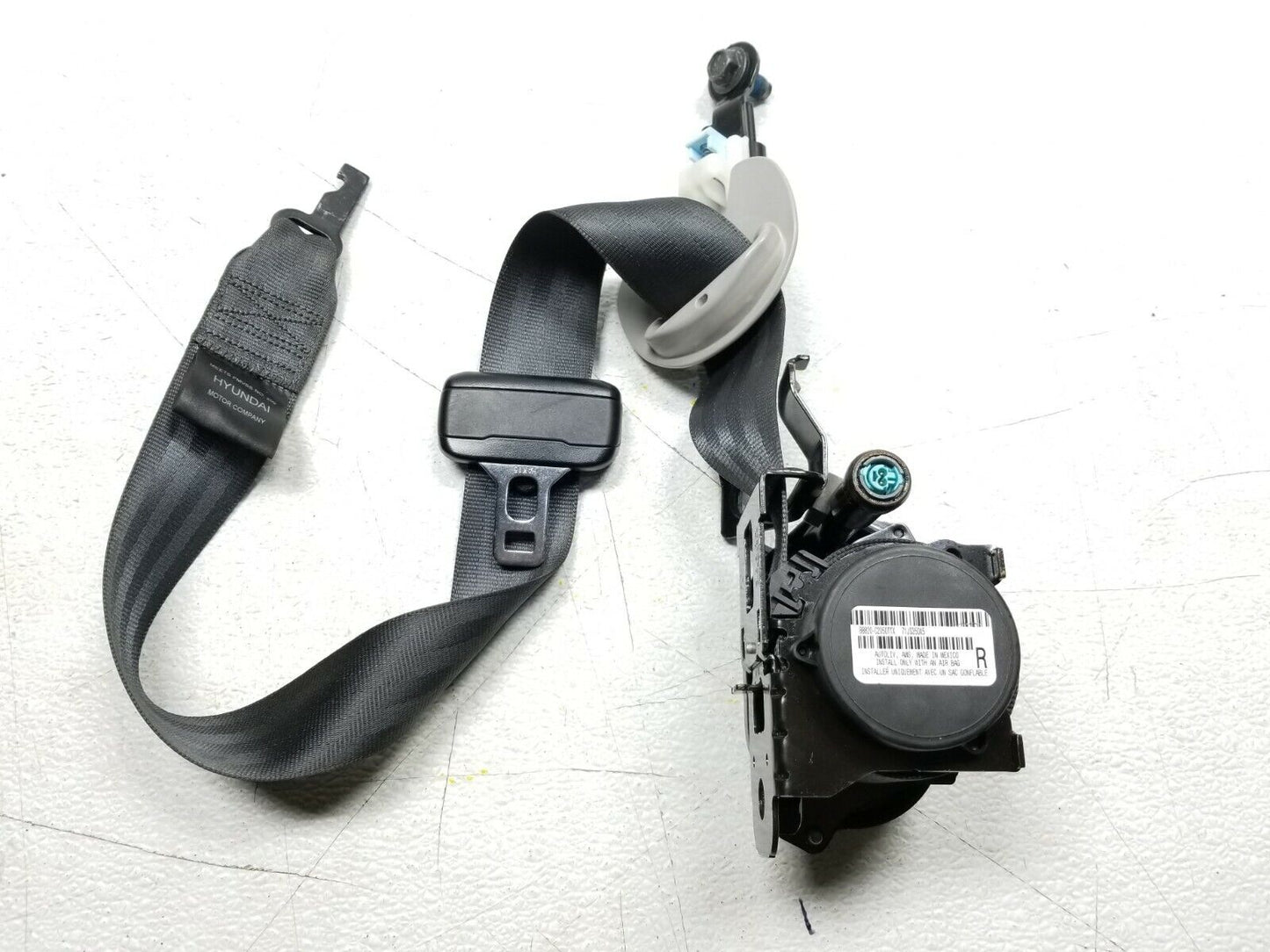 15 16 17 Hyundai Sonata Front Right Pass Seat Belt Retractor OEM