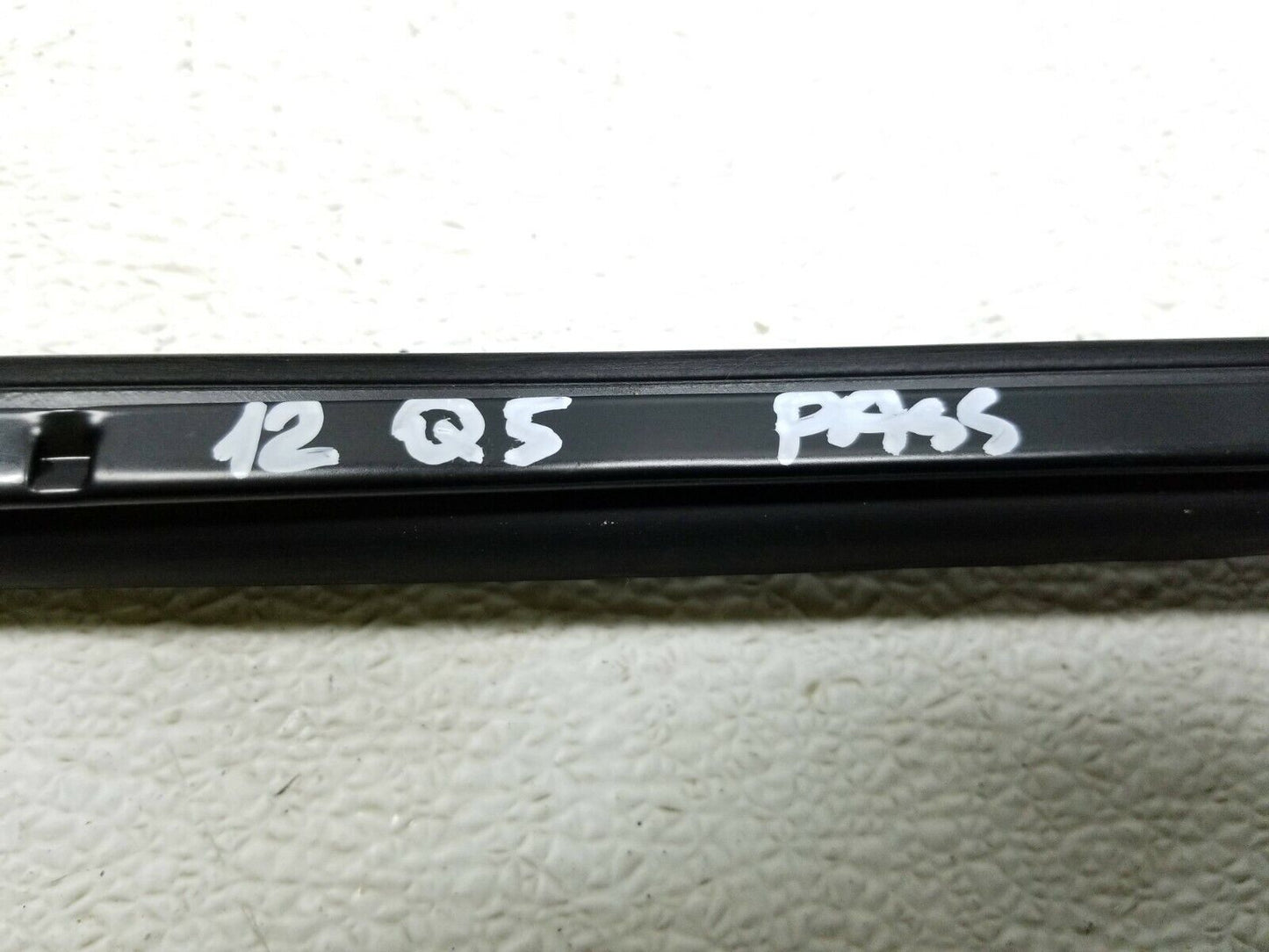10 11 12 Audi Q5 Windshield Strip Molding Right Pass Side OEM 72k Miles