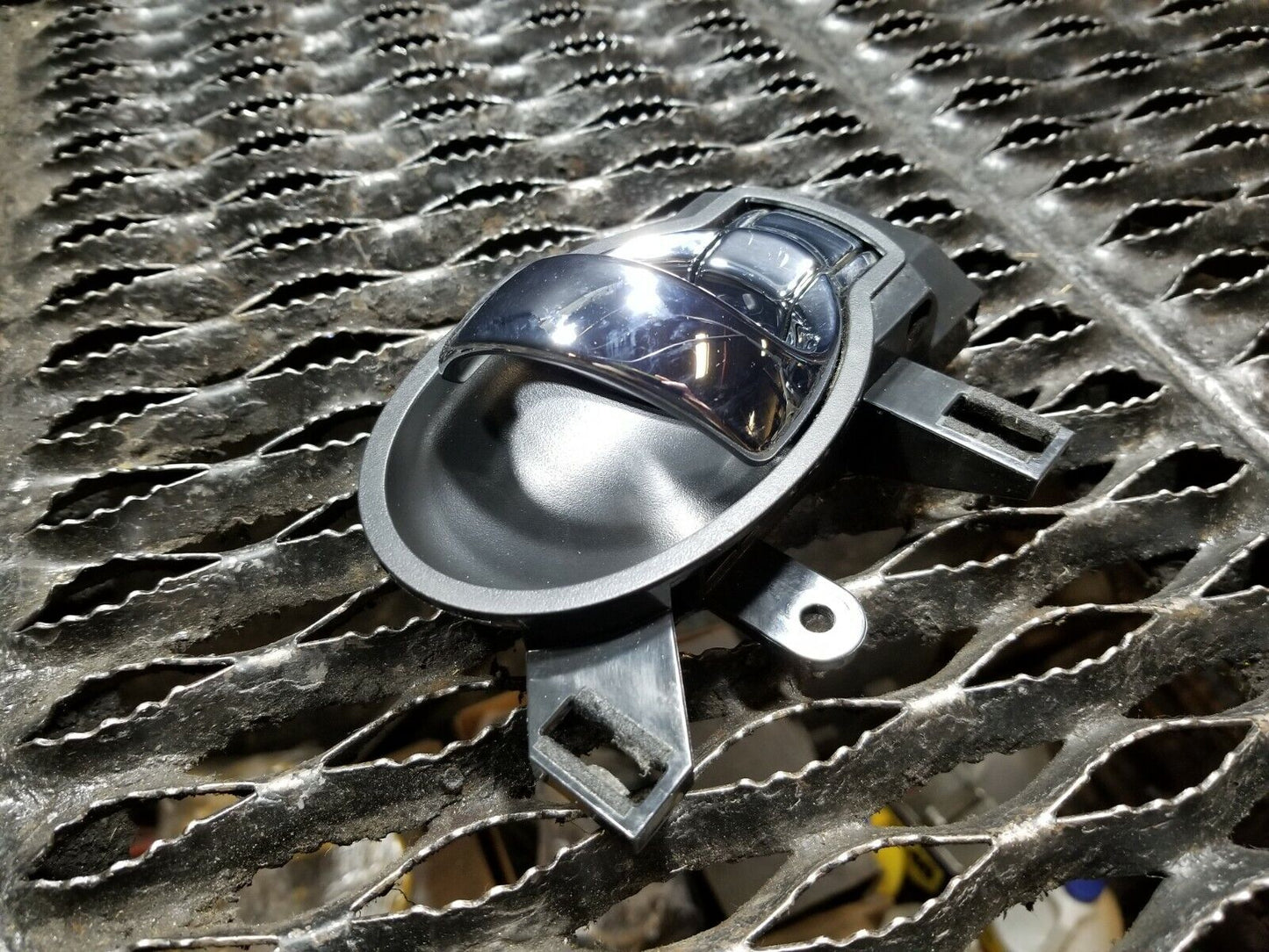 11 12 13 14 Nissan Juke Interior Door Handle Front Right Passenger Side OEM