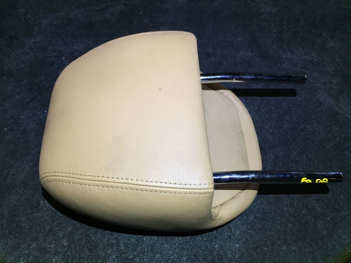 03 04 06 Porsche Cayenne Front Left Driver Seat Leather Headrest Head Rest OEM