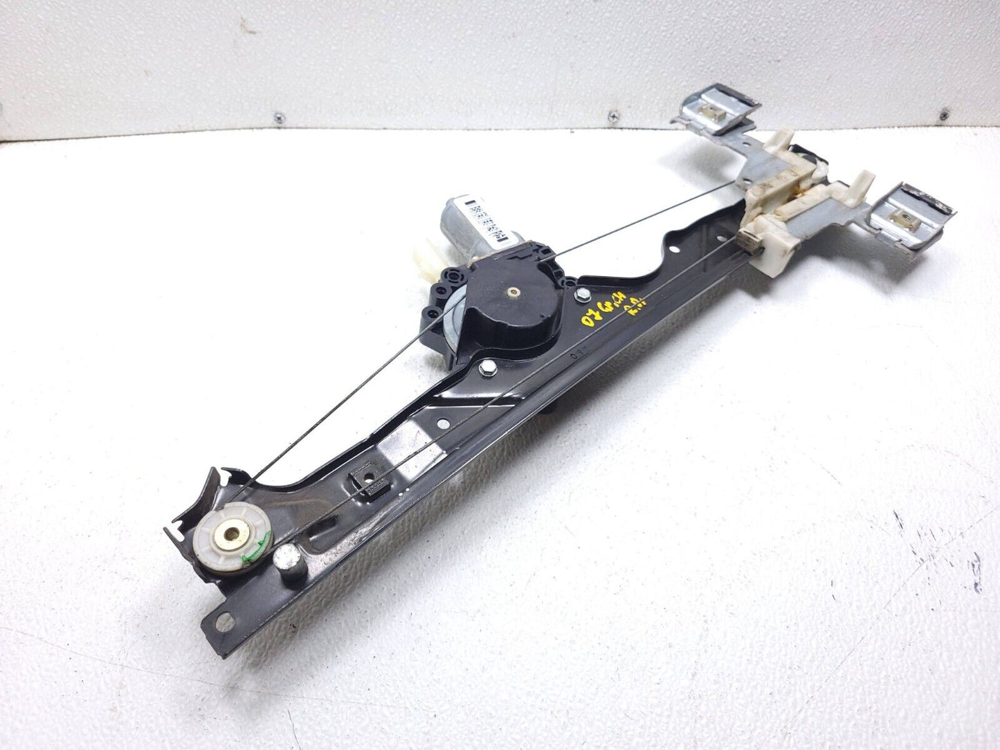2006 - 2010 Jeep Grand Cherokee Rear Window Regulator & Motor Driver Left OEM
