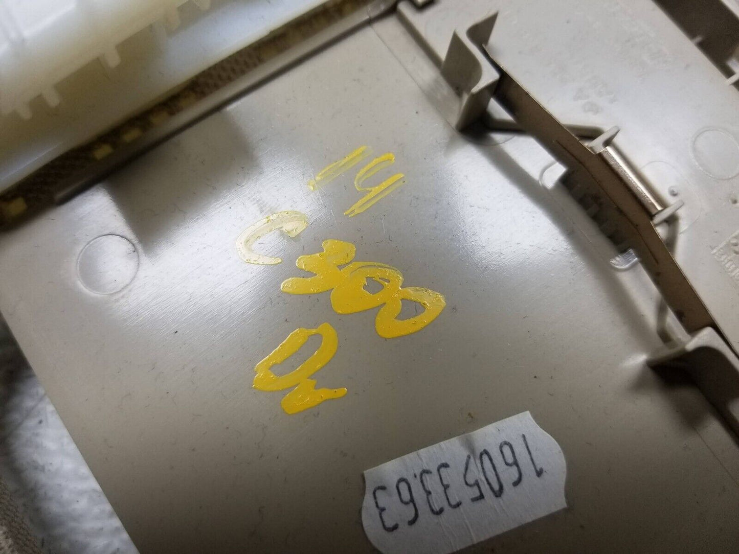 12 13 14 Mercedes-benz C300 Left Driver B Pillar Teim Cover Upper OEM
