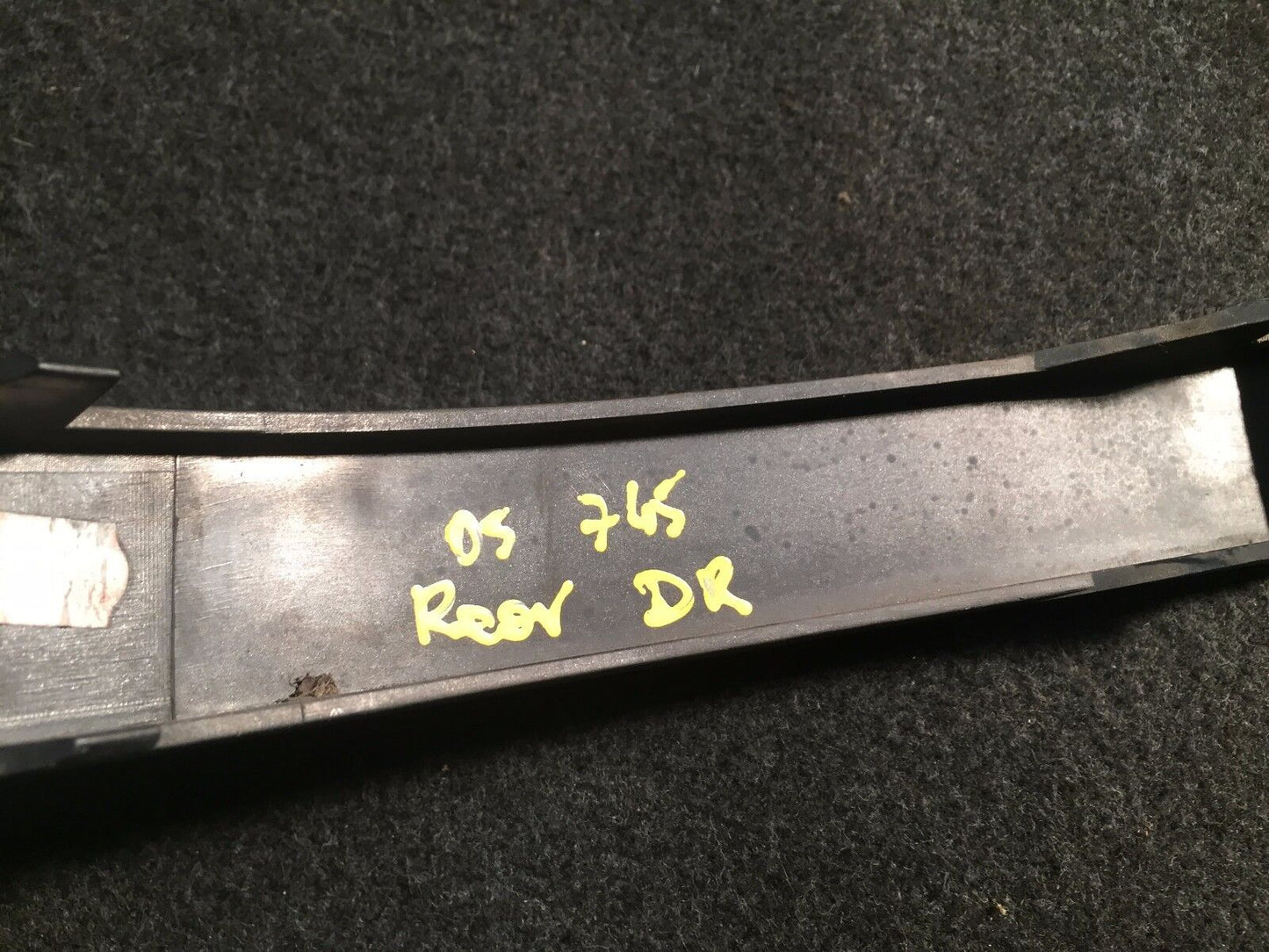 02 03 04 05 BMW E65 Rear Left Driver Side Tail Light Trim Molding OEM