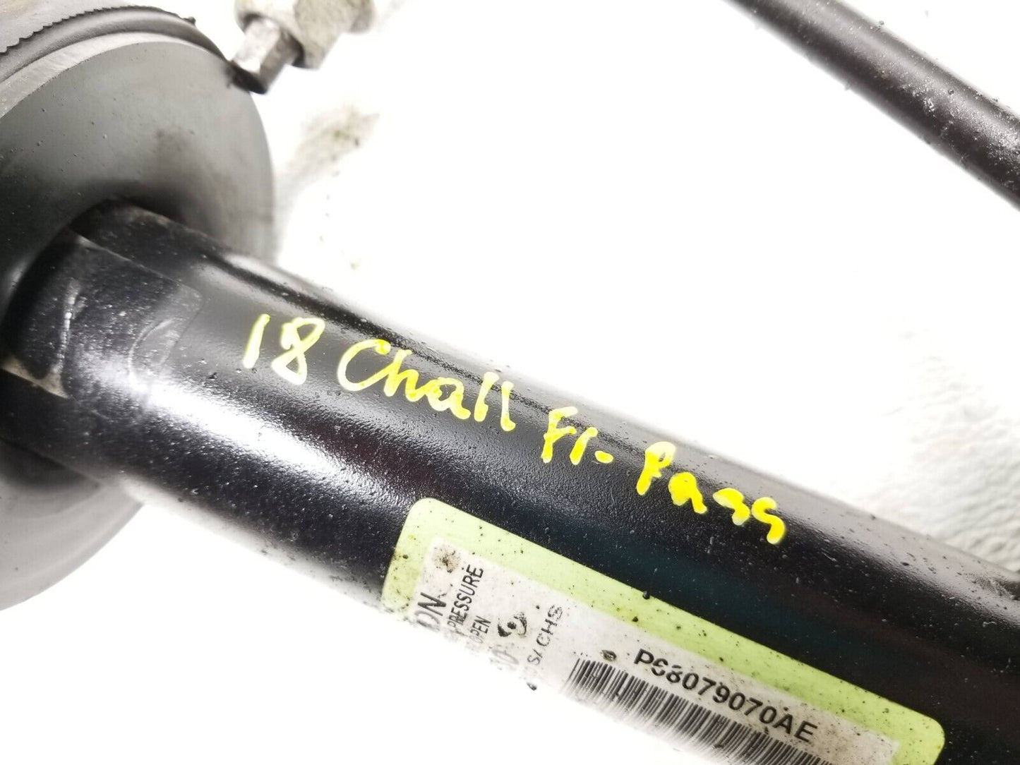 15 16 17 18 Dodge Challenger 3.6l Front Right Passenger Side Shock Strut OEM 36k