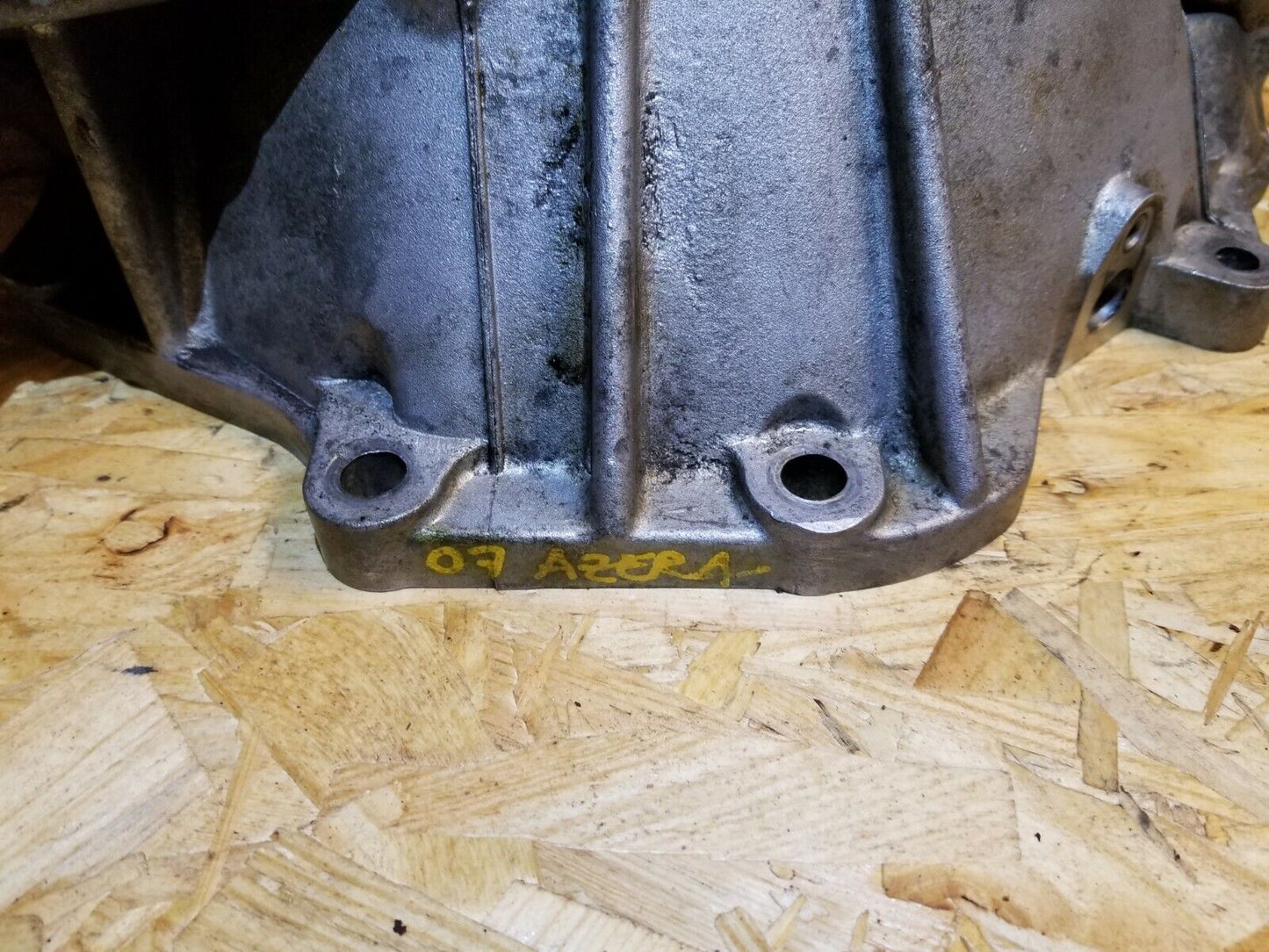 06 07 08 09 10 11 Hyundai Azera Automatic Transmission Bell Housing OEM
