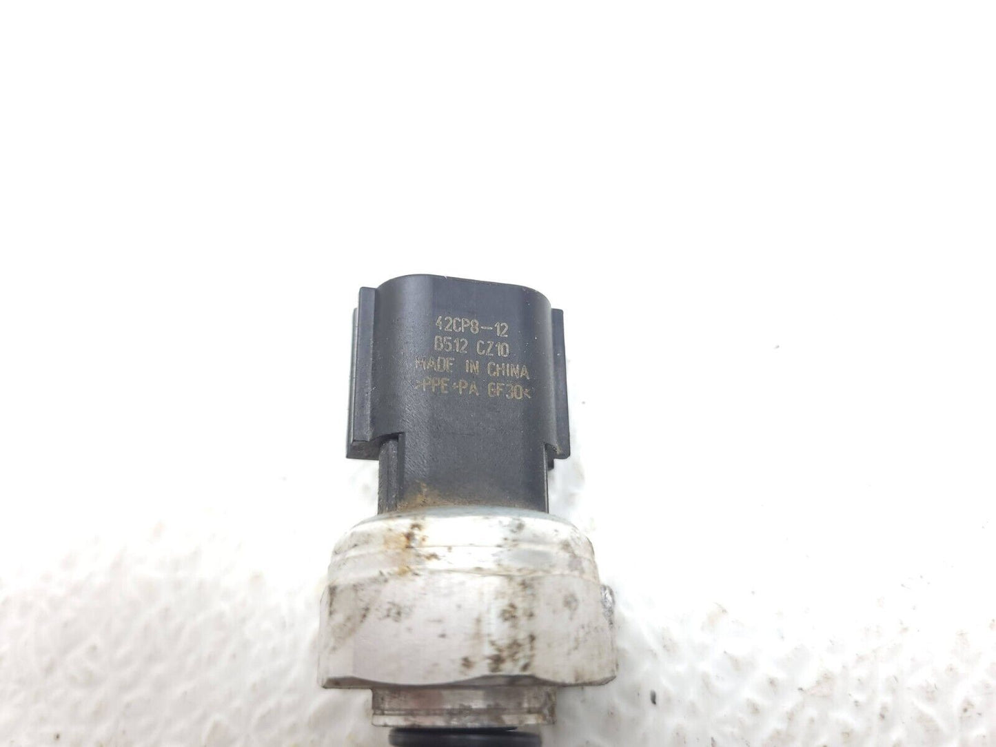 14 15 16 Hyundai Elantra Air Condition Pressure Control Sensor 42cp8-12 OEM