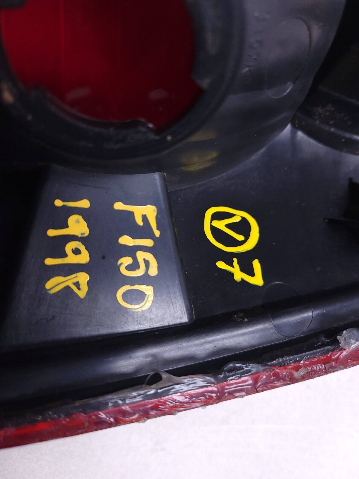 1997 - 2003 Ford F150 Tail Light Lamp Driver Side Left