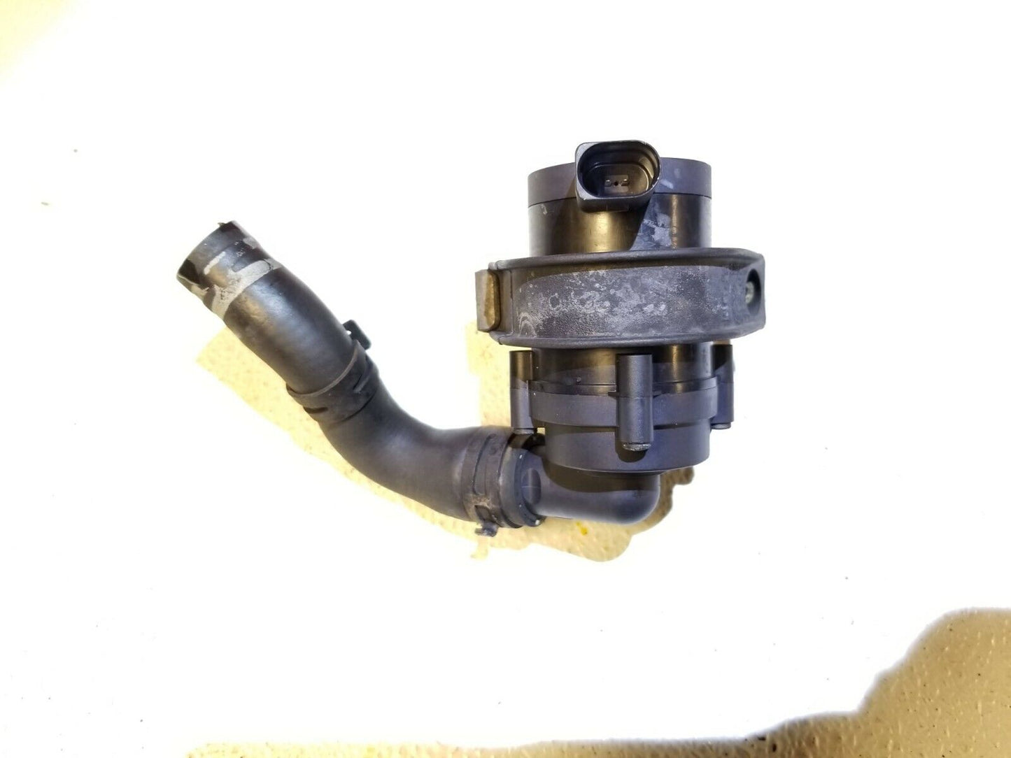 03 04 05 06 Audi A4 B6 3.0l Air Injection Pump OEM •bgn•