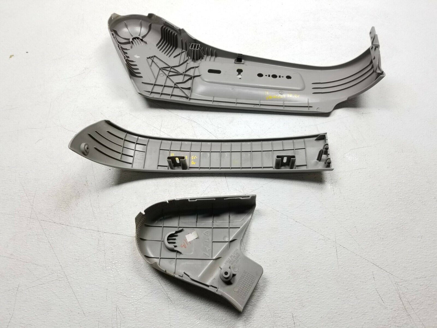 07 08 09 10 11 12 Hyundai Veracruz Front Left Driver Seat Side Trim Panel OEM