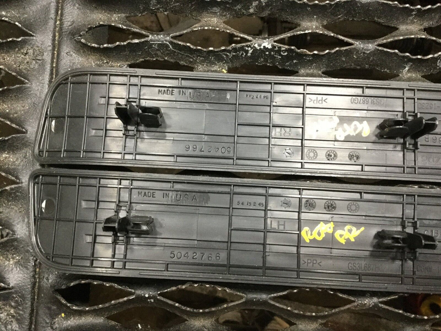 09 10 11 12 13 Mazda 6 Interior Rear Sill Plate Scuff Left & Right Pair OEM