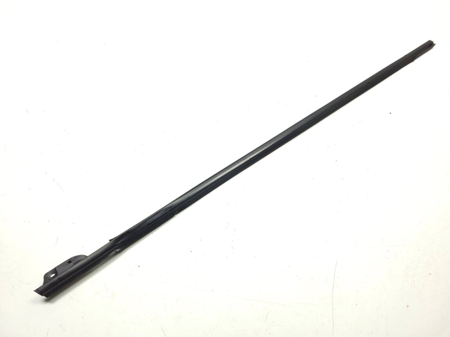 12 13 14 15 Kia Rio Door Window Belt Seal Molding Front Pass Right Side OEM