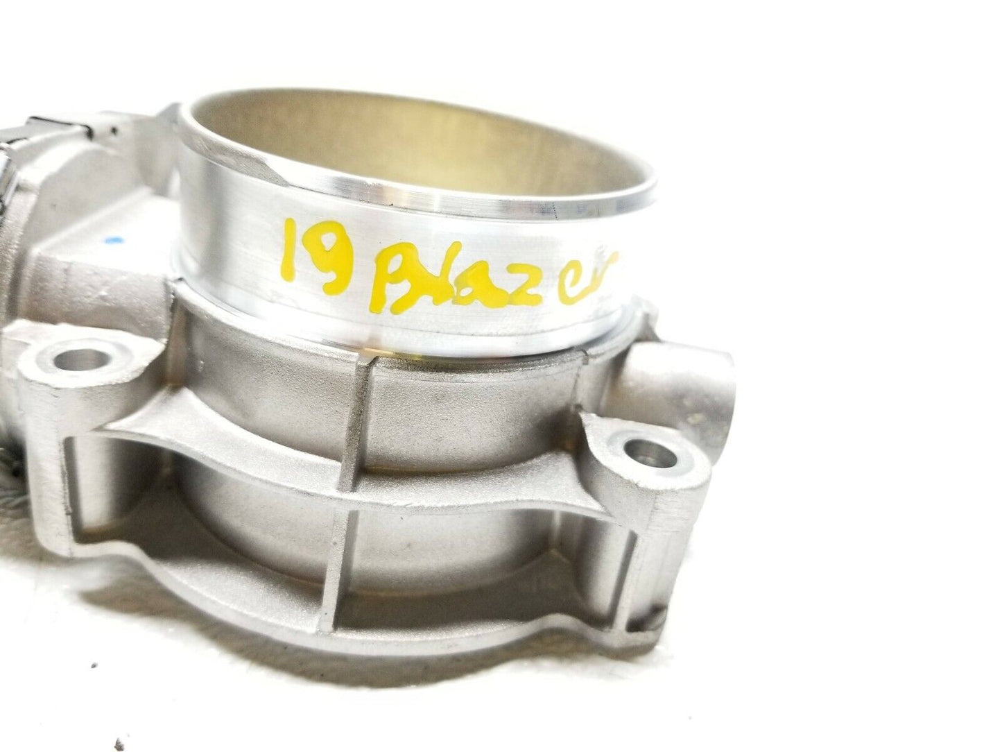 19 20 Chevrolet Blazer 3.6l Throttle Body OEM 11k Miles