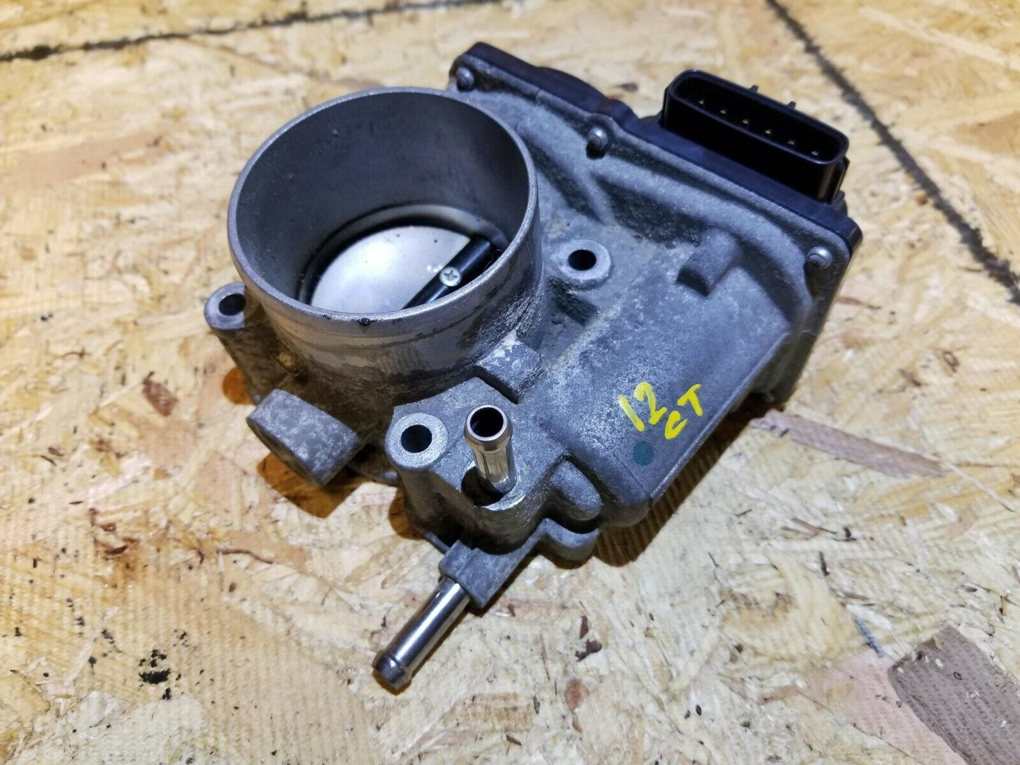 11 12 13 14 15 Lexus CT200h Throttle Body Valve OEM