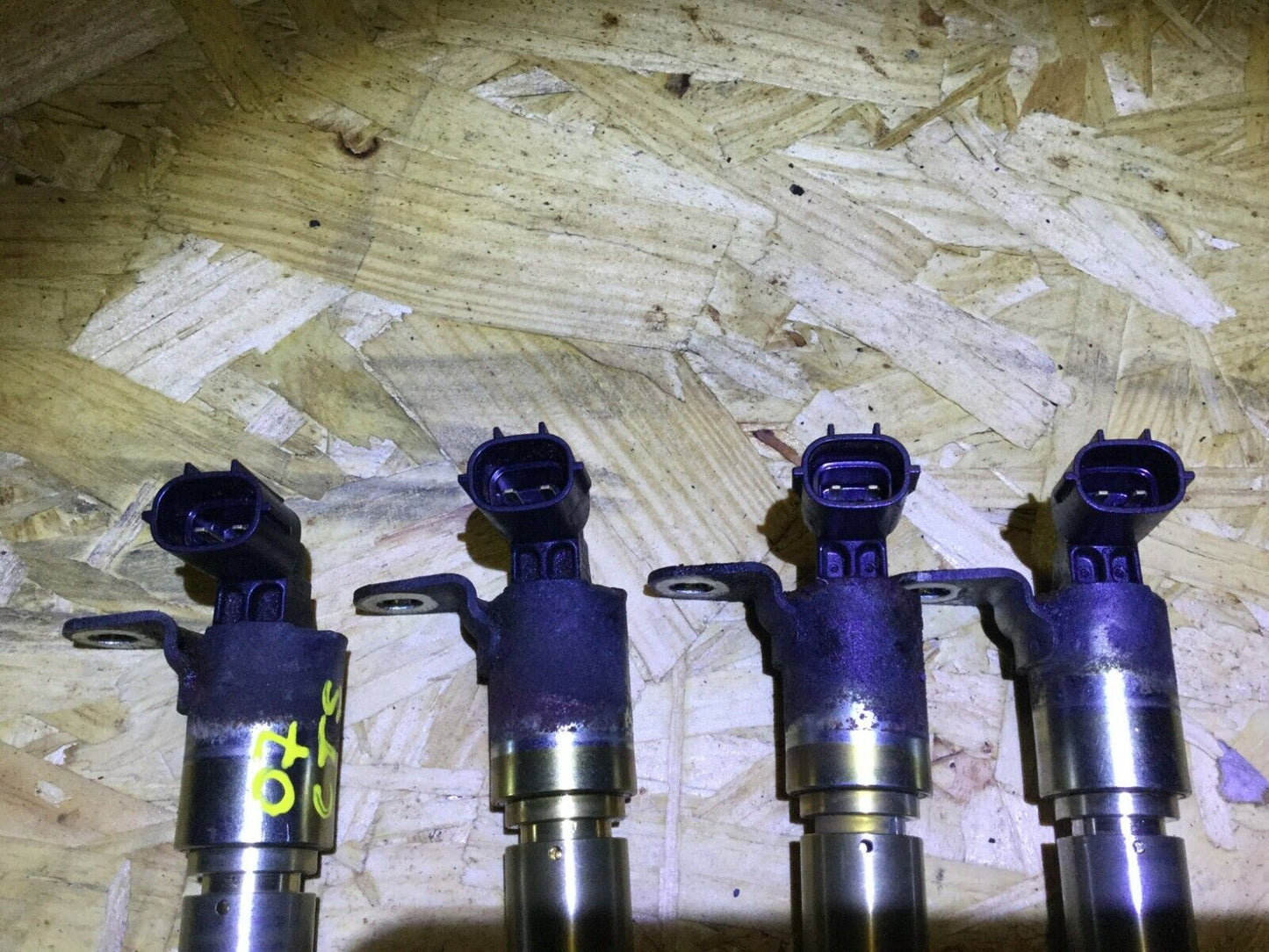 05 06 07 Cadillac CTS 2.8l Camshaft Solenoid Adjuster 4pcs OEM