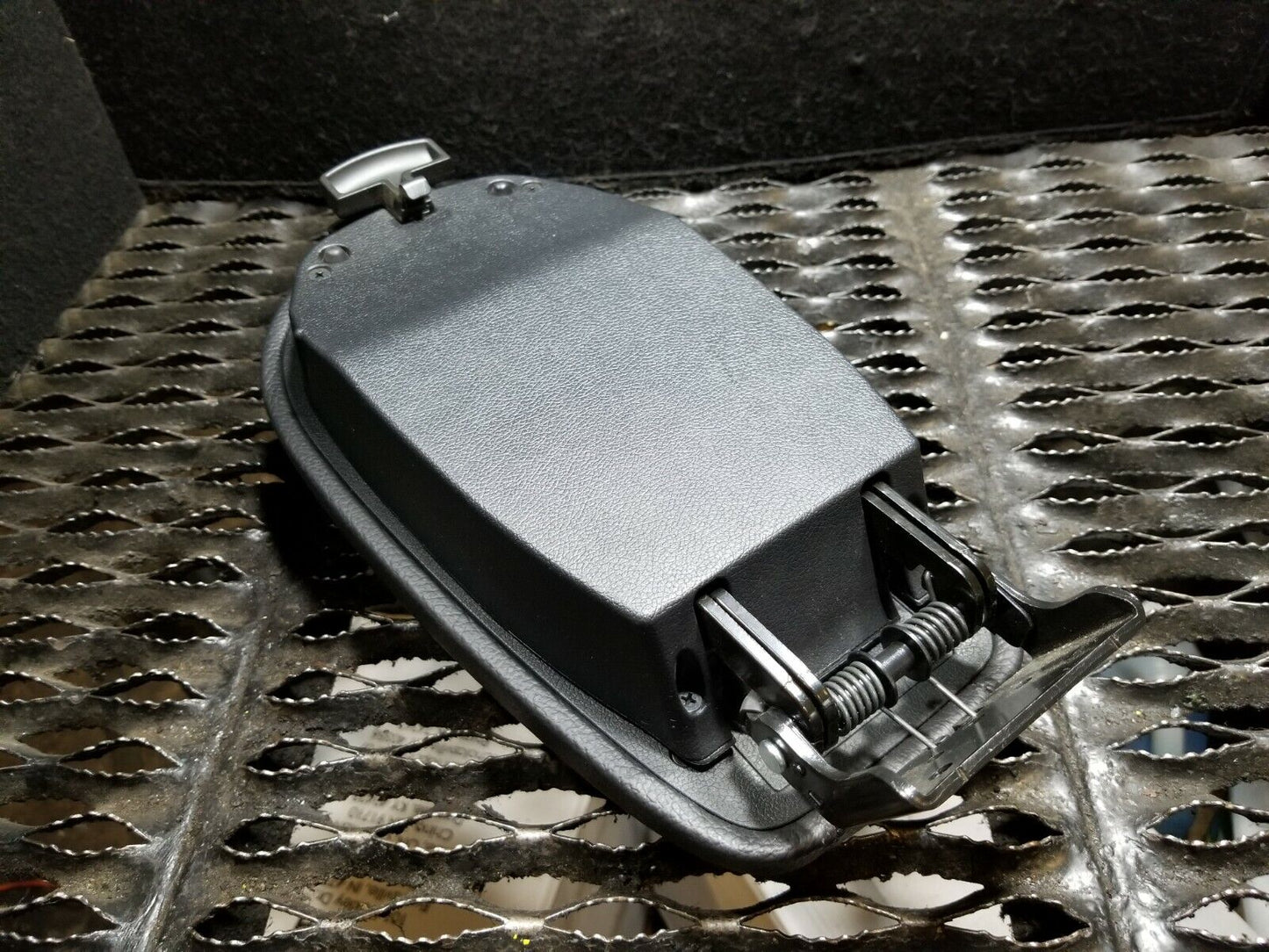 12 13 14 15 16 Hyundai Veloster Center Console Armrest OEM