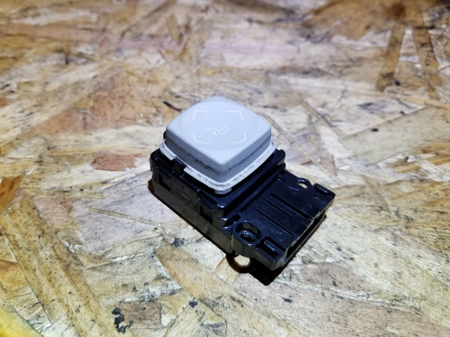 06 07 08 09 10 11 Cadillac DTS Front Left Driver Side Seat Switch Lumbar OEM