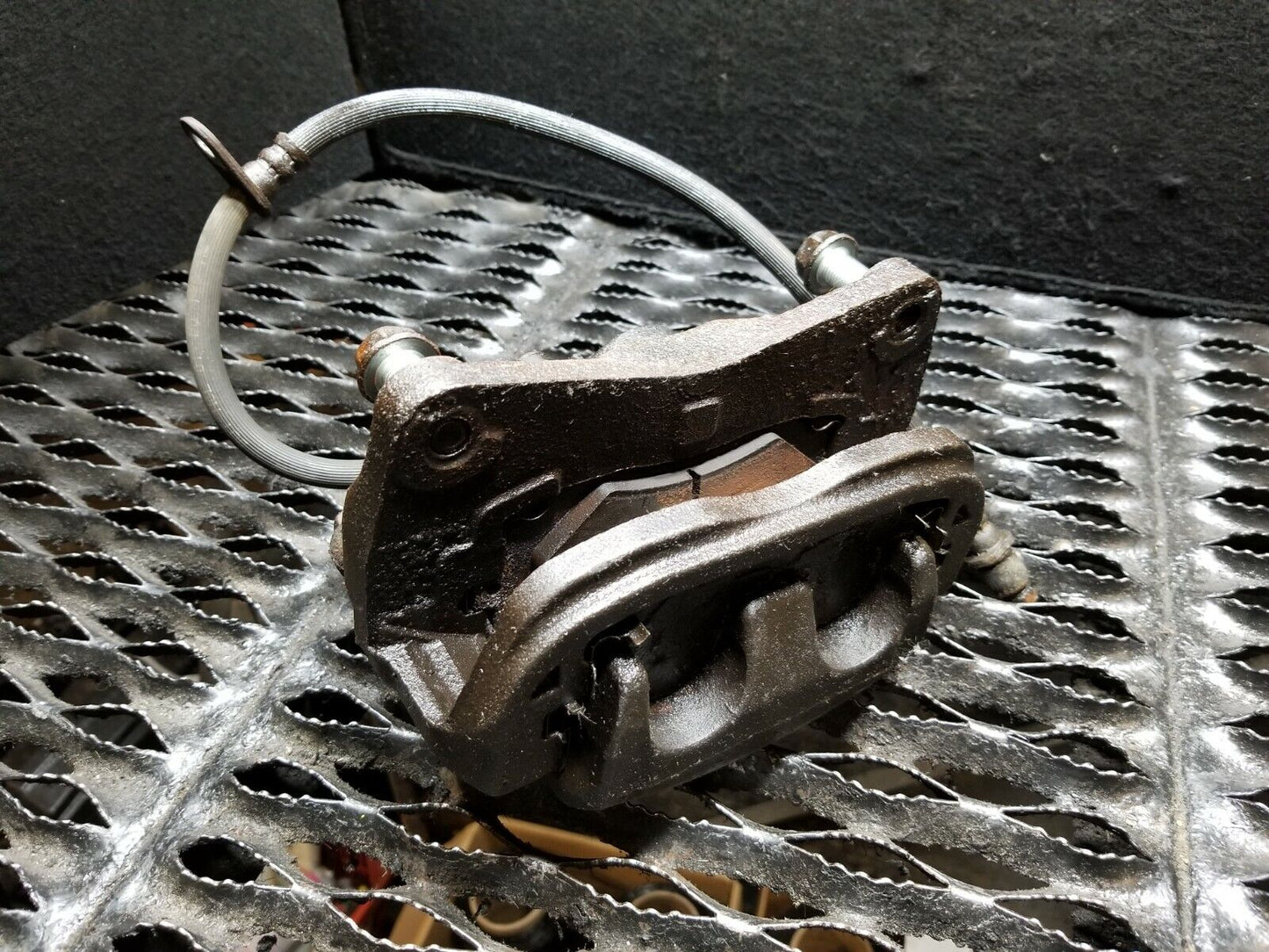 10 11 12 13 14 Subaru Legacy Front Right Passenger Side Brake Caliper OEM